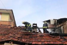 YANGIN PANİK YARATTI