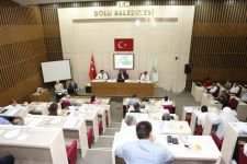 “YAPILAN BU HAREKET AYIPTIR”