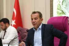 “YAPILAN BU HAREKET AYIPTIR”