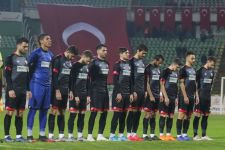 YİNE 'GÜL'EMEDİK
