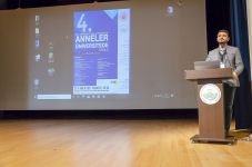 ANNELER ÜNİVERSİTEDE EĞİTİM PROGRAMINDA BULUŞTU