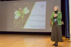 ANNELER ÜNİVERSİTEDE EĞİTİM PROGRAMINDA BULUŞTU