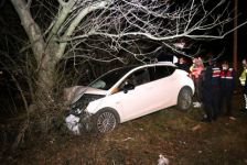 AĞACA ÇARPARAK DURABİLDİ !