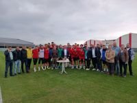 AK PARTİ'DEN BOLUSPOR'A BAKLAVALI ZİYARET