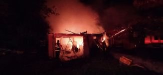 SAZAKŞEYHLER KÖYÜ'NDE KORKUTAN YANGIN