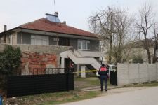 ARKADAŞINI FALÇATAYLA ÖLDÜRDÜ