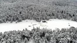 BOLU’DA GÖL BUZ TUTTU