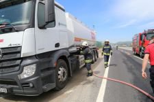 BOLU'DA MAZOT YÜKLÜ TANKERDE YANGIN ÇIKTI