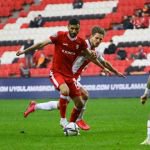 BÜYÜK FIRSATI TEPTİK