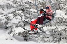 EN FAZLA KAR KALINLIĞI KARTALKAYA’DA ÖLÇÜLDÜ