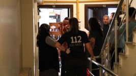 EVİNE GELENLER KORKUNÇ MANZARAYLA KARŞILAŞTI