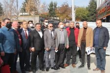 GAZİLERDEN İYİ PARTİ'YE SİYAH ÇELENK