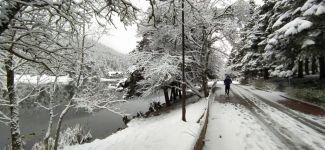 GÖLCÜK’TE KARTPOSTALLIK KAR MANZARASI