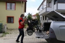 KIZILAY'DAN 10 YAŞINDAKİ YUSUF’U SEVİNDİREN HAREKET