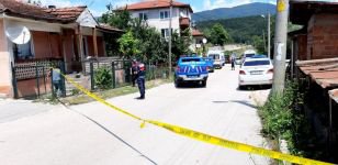 HUSUMETLİ OLDUĞU ÇİFTE KURŞUN YAĞDIRDI