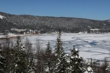 ABANT'TA İN CİN TOP OYNUYOR...