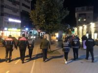 İZİNSİZ YABANCILAR POLİSTEN KURTULAMIYOR