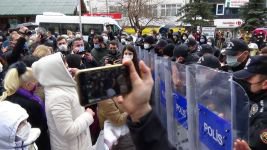 İZZET BAYSAL CADDESİNDE EYLEM GERGİNLİĞİ