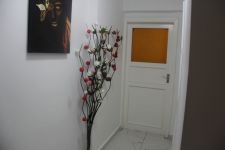 KANADA'DA EĞİTİM ALDI BOLU'DA GÜZELLİK SALONU AÇTI