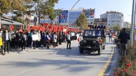 KOMANDOLAR CADDEYİ İNLETTİ