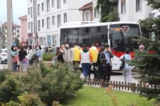 ÖĞRENCİ DURAĞINDA ŞÜPHELİ ÇANTA PANİĞİ