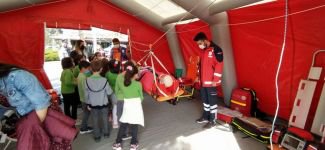 ÖZEL EĞİTİMLİ KÖPEKLER İLGİ ODAĞI OLDU