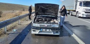 SEYİR HALİNDEKİ OTOMOBİL ALEV ALDI