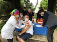 TATİLE GELENLER AŞILARINI OLUYOR