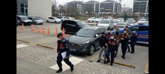TRAKTÖR TAMBURUNU ÇALAN ŞÜPHELİLER ADLİYEDE