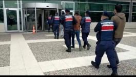 TRAKTÖR TAMBURUNU ÇALAN ŞÜPHELİLER ADLİYEDE