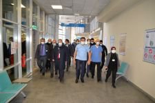 VALİ,EMNİYET MÜDÜRÜ VE JANDARMA KOMUTANI AŞI OLDU