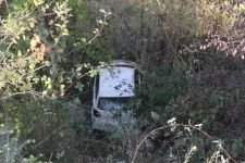 YOLDAN ÇIKIP DEREYE UÇTU