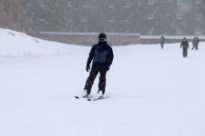 YÜKSEK KESİMLER BEYAZ ÖRTÜYLE KAPLANDI