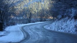 ABANT BEYAZ ÖRTÜYLE KAPLANDI