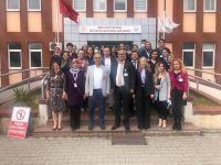 ALKIŞLAR SAĞLIK ÇALIŞANLARINA