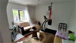 ANNESİNİ TEDAVİYE GÖTÜREN GENCİN HIRSIZLARLA İMTİHANI