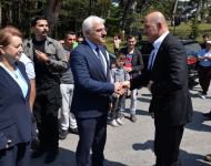 BAKAN SOYLU GEREDE’DE YAĞLI GÜREŞ MÜSABAKALARINI İZLEDİ