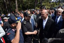 BAKAN SOYLU GEREDE’DE YAĞLI GÜREŞ MÜSABAKALARINI İZLEDİ