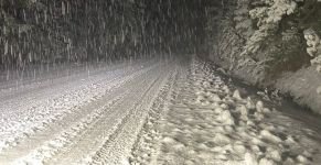 BOLU’NUN YAYLALARI BEYAZ ÖRTÜYLE KAPLANDI