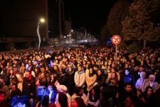 BURCU GÜNEŞ BOLU'DA RÜZGAR GİBİ ESTİ