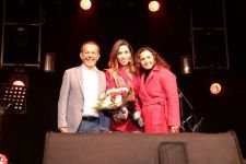 BURCU GÜNEŞ BOLU'DA RÜZGAR GİBİ ESTİ