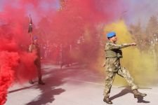 KOMANDOLAR CADDEYİ İNLETTİ