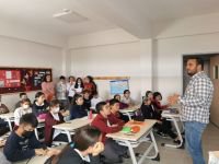 ÖĞRENCİLERE ÇAĞIMIZIN HASTALIĞINI ANLATTI