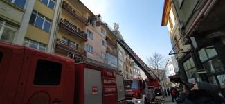 PATLAYAN KOMBİ EVİ YAKTI