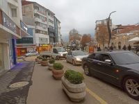 YOLA PARK ETTİ, TRAFİĞİ FELÇ ETTİ