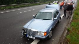 3 OTOMOBİL ÇARPIŞTI, 2 YARALI