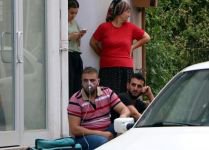 AKTAŞ MAHALLESİ'NDE YANGIN, 15 KİŞİ DUMANDAN ETKİLENDİ