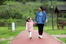 BÖBREĞİNİ BAĞIŞLAYARAK EVLADININ HAYATINI GÖNDERDİ...