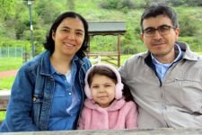 BÖBREĞİNİ BAĞIŞLAYARAK EVLADININ HAYATINI GÖNDERDİ...