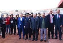 BOLU EMNİYETİNDEN GENÇLERE ÖZEL FORMA